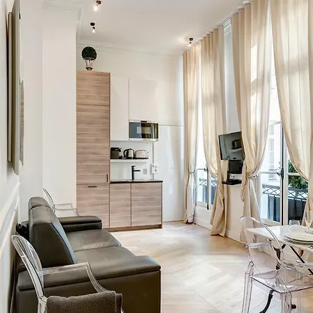 Place Vendome Apartment Paris